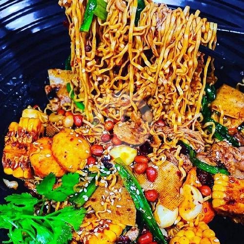 Mala Xiang Guo (Stir-Fry) Porsi Sedang / Medium menu Yima Yila, Kelapa Gading