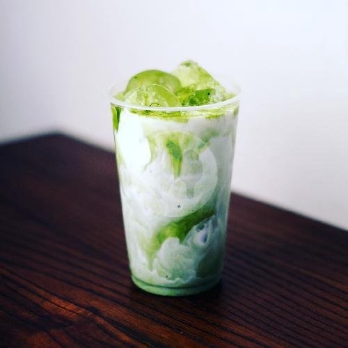 Es Kopi Item menu Halo Kopi, Ngagel Jaya Selatan