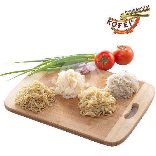 Chasio dan B2 Cincang menu Bakmi Siantar Kofei, Summarecon Bekasi