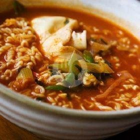 Kwetiau Rebus Special menu Nasi Goreng Gila Usemka, kalibata