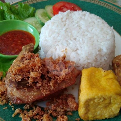 Review Lezat RM. Ayam Kremes Mas Jono di Sukabirus, Bandung