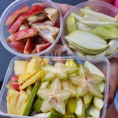 Mangga Muda Small Garam (BUMBU ASIN PEDAS) menu Rujakgaram Jogja, Perumnas
