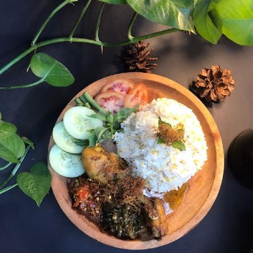 Nasi Jagung Babat Usus menu Nasi Jagung Babat Usus Khas Madura Pasar Senggol, Jemursari