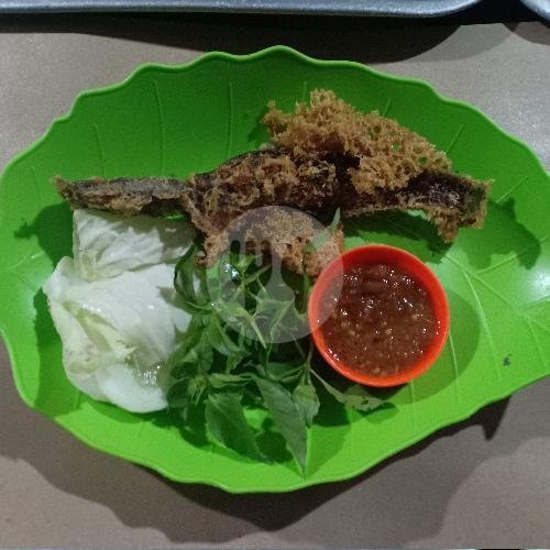 Review Lesehan Idola: Tempat Makan Cozy dengan Lele Goreng yang Crunchy di Yogyakarta