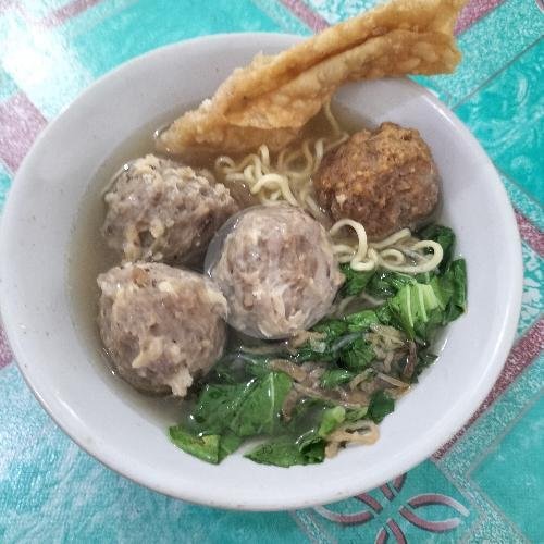 Review Menarik Bakso Urat dan Mie Ayam Arema Malang Kentungan di Manggung Depok Sleman