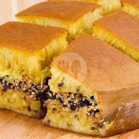 Martabak Sinar Bahari: Surga Kuliner Martabak di Bandung