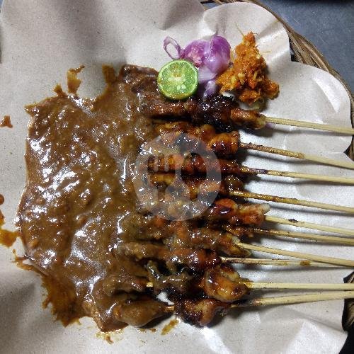 Sate Kelapa Arudam Khas Madura: Surga Sate di Lowokwaru Malang