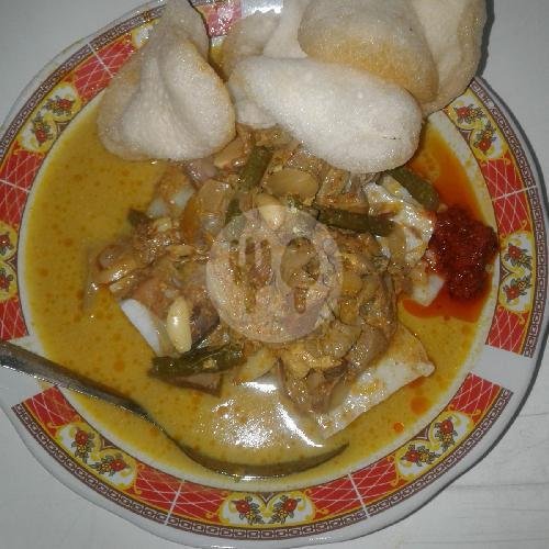 Lontong Sayur Telur menu Lontong Sayur Sumatra Uda Asdi, Jl. Parangtritis
