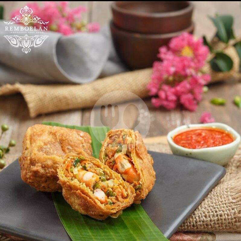 Tahu Gejrot Cirebon menu Remboelan, Central Park