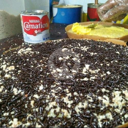 1/2 Keju 1/2 Coklat Kacang menu Martabak Cahaya Rasa, Sirojudin