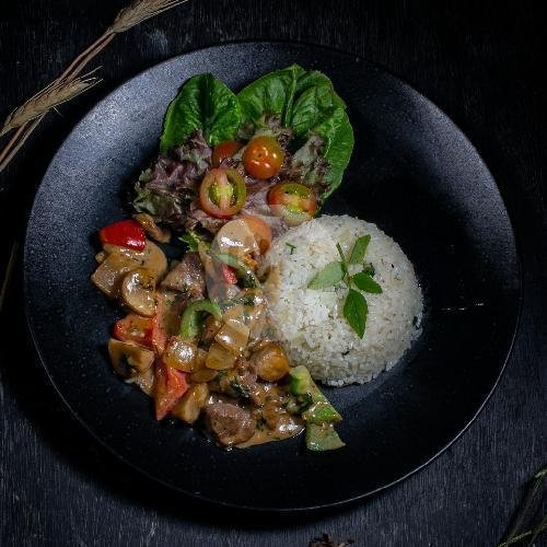 Melted Beef With Mushroom Sauce menu Kopi - Q, Komplek Istana Mekarwangi