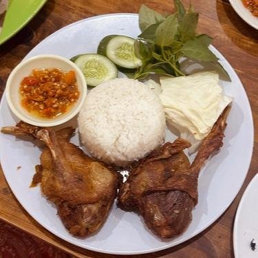 Paket Nasi Bebek Goreng Paha menu Bebek Goreng H. Slamet (ASLI), Cinere