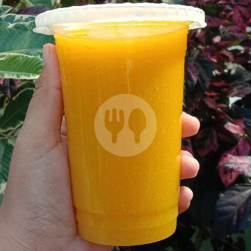 Jus Strawberry menu Salad Buah Dapur Mila, Kowang