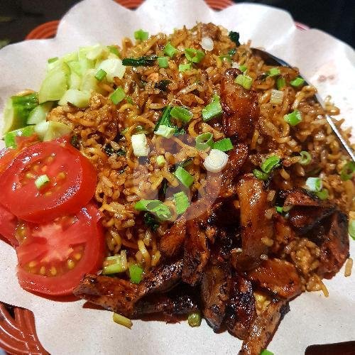 Nasi Goreng Mawut menu Nasi Goreng Lukman Pandu, Cicendo