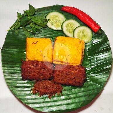 Ceker Goreng / Porsi menu Ayam Goreng Sari Gurih, Kiaracondong