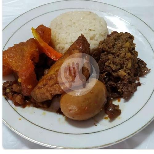 Paket 2 menu Gudeg Mbarek Hj Amad Semarang, Pusponjolo Tengah