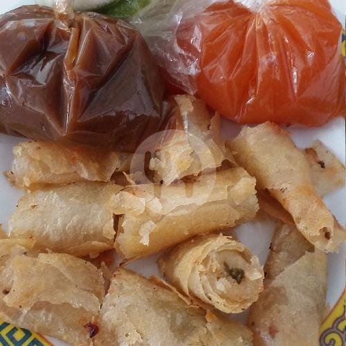 Nasi Putih menu Babi Kriuk Cita Rasa Malang, Puri Anjasmoro