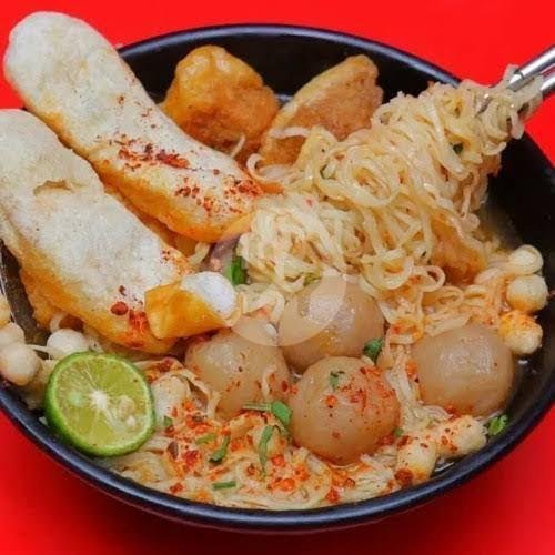 Seblak Kuah Komplit Double Egg menu Baso Aci YAKINAKU, TEGAL