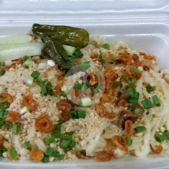 Nasi Rawon menu Warung Naga Mas, Slamet Riyadi