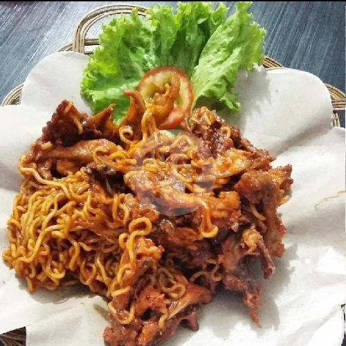 Mie Tulang Cikruh Topping Siomay menu Ayam Geprek Kasohor, Sukagalih