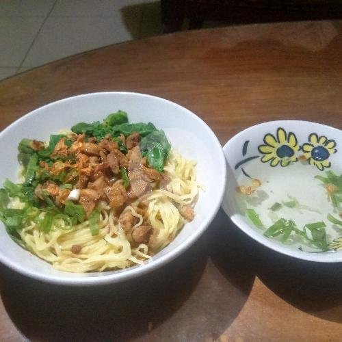 Mie Ayam Pangsit Pak Gun: Surga Kuliner di Yogyakarta yang Wajib Dikunjungi