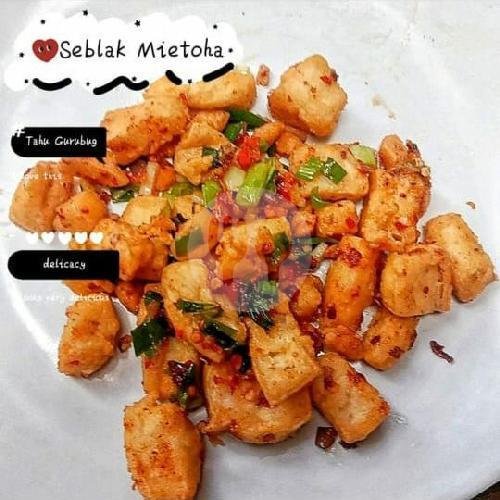 Tahu Gurubug menu Seblak Mietoha, Cipadung