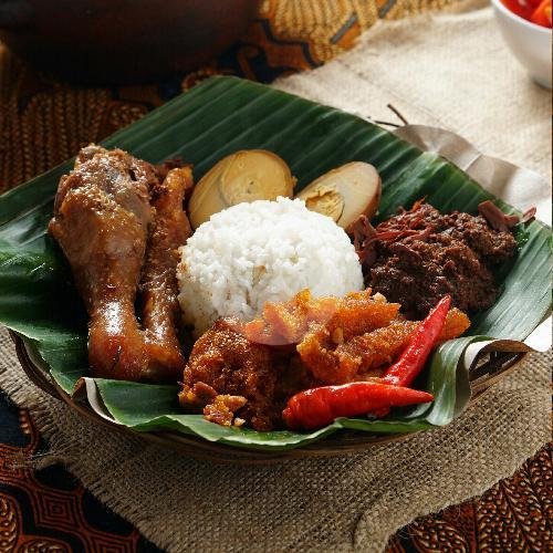 Gudeg Ayam Kampung Utuh  , Telur 5  + Krecek menu Gudeg Wijilan Bu is