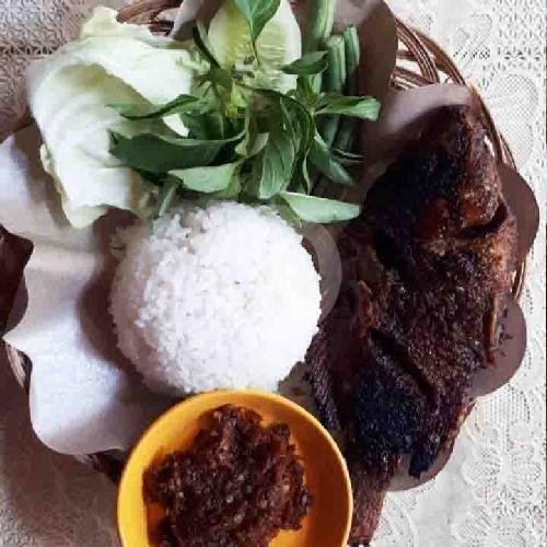 Nasi Rempelo Ati Bakar menu Sambel Huh Hah Mak Tum, Wirobrajan