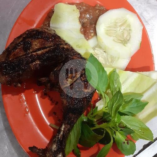 Bebek Goreng menu Lalapan Seafood Cak Ir, Oro-Oro Dowo