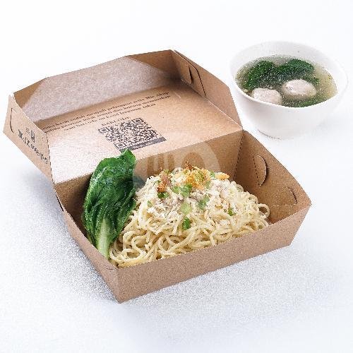 Yamin Bakso Urat + Free Es Teh Manis menu Mie Akup, Antapani