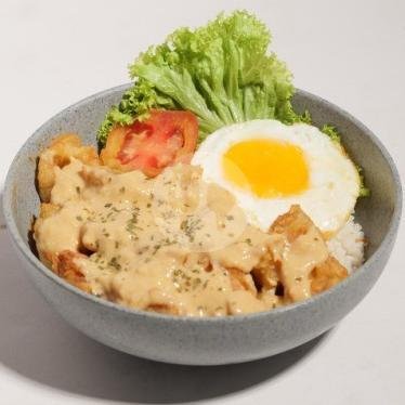 Review Menarik Calamary Ricebowl di Yogyakarta: Petualangan Rasa yang Tak Terlupakan