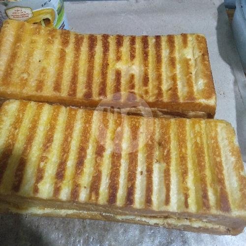 (1. Apel - Apel) menu Roti Bakar Mas Royy, Prof Soedarto