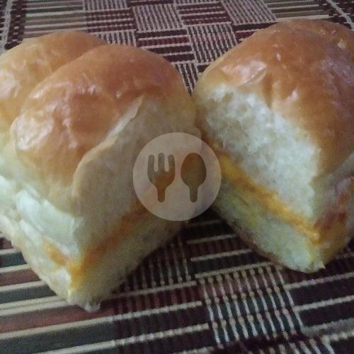 Greentea menu Roti Kukus Laka Laka, Cilacap