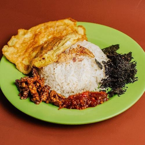 Review Restoran Susu Segar dan Roti Bakar Shiboss: Tempat Cozy di Yogyakarta yang Wajib Dikunjungi