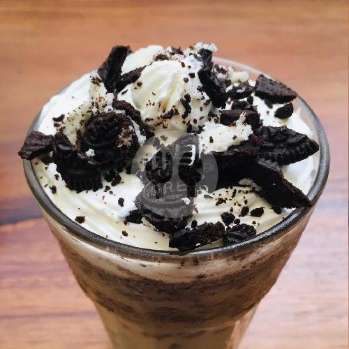 Oreo Frappe menu Delapan Padi (Steak, Ayam, Sop Buntut, Salad, Nasi Goreng), Dipatiukur