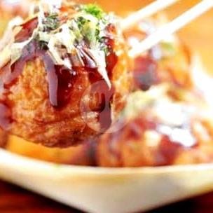 Medium Bakso Ikan (isi 8) menu Onoiki Takoyaki, Sonosewu PGRI