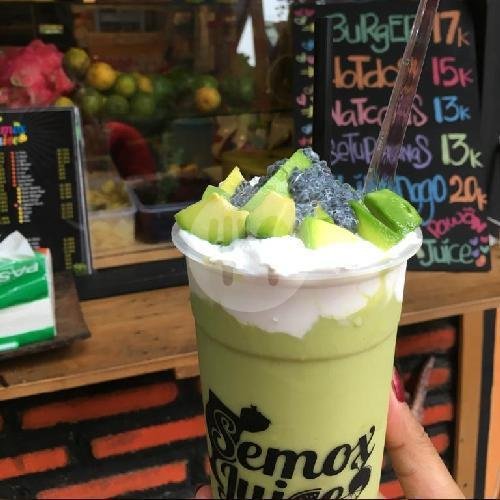 Avocado Mix Semox Large menu Semoxjuice, Kaliurang