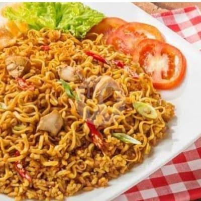 Pecel Lele Tanpa Nasi menu Minas Rumah Gadang, Lewat Sedikit Komplek Anak Ir