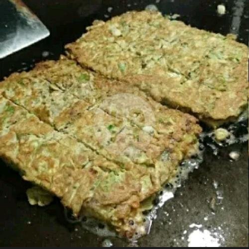 (2x Spesial Sapi + 1x Keju Coklat) menu Martabak Bangka Restu Qita, Manyar Raya