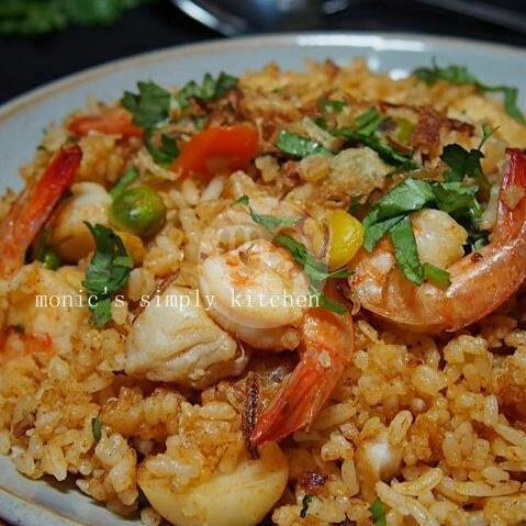 Nasi Goreng Hongkong menu Nasi Goreng Godong, Kaliombo