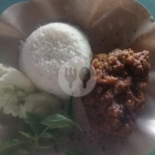 Nasi Ayam Crispy Goreng menu Warung Mas Pri Spesial Crisbar Geprek