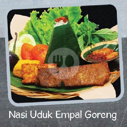 Nasi Uduk Lele Goreng/Bakar menu Nasi Uduk Kebon Kacang, Tanah Abang