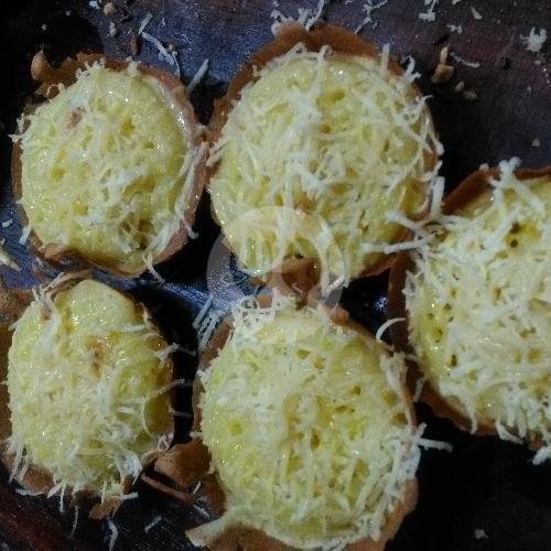 Istimewah Keju Kacang Misis Milk menu Terang Bulan Syakila, Kaliwates