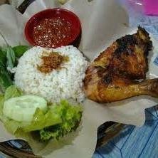 Paket Ayam Besar 1/4 Ekor (Bakar) menu Ayam Kremes Payung Agung, Sawojajar