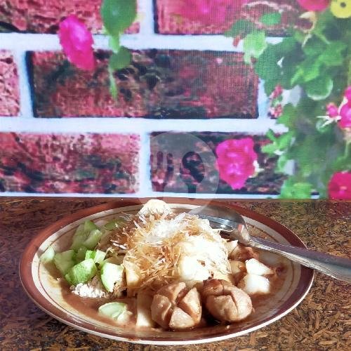 Ketoprak Sosis+baso menu Ketoprak Spesial Telor Mas Nanang, Cilangkap