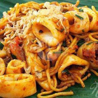 Mie Aceh Seafood menu MIE ACEH LAMPORA, samping Polsek  Kedawung 