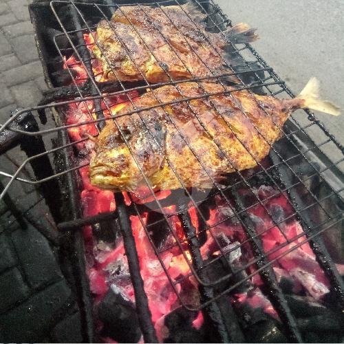 Kuwe Super menu Ikan Bakar Madu Khas Pangandaran, Terusan Cibaduyut