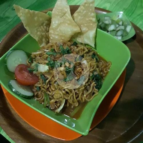 Bihun Goreng menu Iki Sego Gorenge PLUNKTAZ, Nasi Goreng PLUNKTAZ