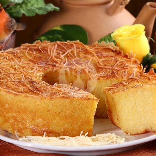 Bika Bulat Coklat menu Bika Ambon Larizo, Gedong Kuning