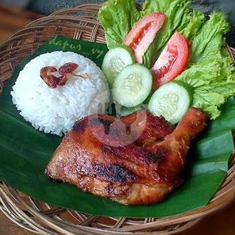 Gado gado Mbak Rini menu Kupat Tahu Magelang Mbak Rini, Vila Dago
